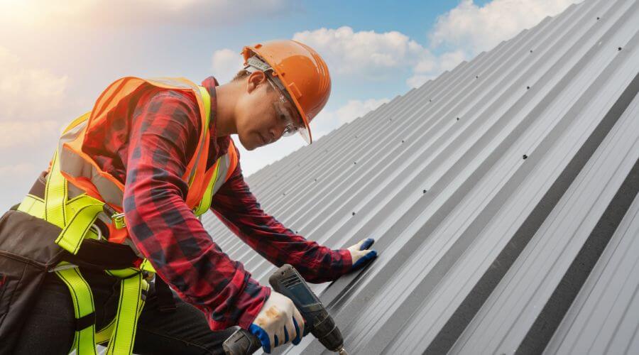 Owens Corning roofing contractor in Castlewood, SD